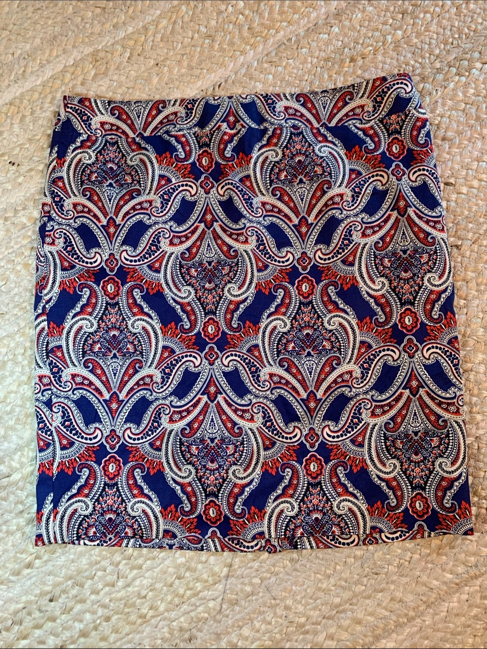 NWT Ann Taylor Navy Paisley-Print Skirt with Red & White Accents
